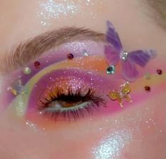 Maximalist Makeup, Whimsical Makeup, Make Up Aesthetic, Up Aesthetic, Artsy Makeup, Funky Makeup, Cute Eye Makeup, Swag Makeup, Ethereal Makeup