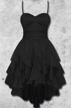 Layered Prom Dress, Gaun Ruffle, Strapless Casual Dress, Robes Vintage, Prom Dresses Sleeveless, Black Prom Dress, Chiffon Evening Dresses, Cute Prom Dresses, Backless Prom Dresses