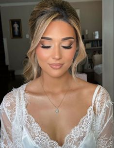 Bride Makeup Brown Eyes, Bride Makeup Natural, Wedding Makeup For Brown Eyes