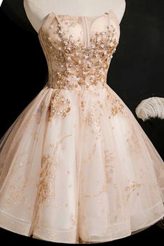 Champagne Beaded Strapless A-Line Short Homecoming Dress Quince Court, Short Graduation Dresses, Dark Red Dresses, Dama Dresses, Quince Dress, Tulle Homecoming Dress, Red Dresses Classy, Formal Dresses Short, Short Homecoming Dress