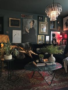 - https://howcandothis.com/homedecoration/the-woman-with-the-inexperienced-sofablog-homecatherine-ashtons-darkish-and-moody-abigail-ahern-impressed-dwelling/ Academia Room, Dark Living Rooms, Dark Home Decor, Dark Home, Dark And Moody, Dark Interiors, Living Room Green, Eclectic Interior, Maximalism