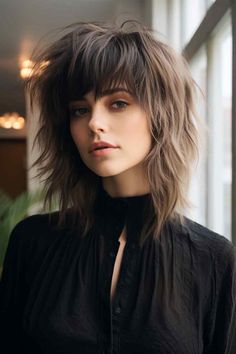 Octopus Cut, Octopus Haircut, Funky Short Hair, Dark Brunette Hair, Bangs With Medium Hair, Women's Hairstyles, Funky Hairstyles, Shag Haircut, Cute Cuts