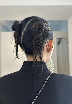 Κούρεμα Bob, Editorial Hair, Fishtail Braid, Hair Stylies, Aesthetic Hair, Hair Day, Bun Hairstyles