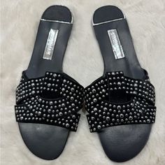 Never Worn Cute And Stylish Perfect For Any Look Trendy Flat Sandals For Night Out, Casual Round Toe Sandals For Night Out, Casual Open Toe Sandals For Night Out, Casual Black Sandals For Night Out, Platform Espadrille Sandals, Nike Acg Jacket, Balenciaga Track, Swim Shoes, Studded Sandals