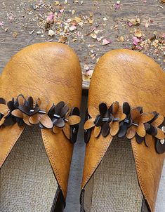 Retro Leather Flower Comfortable Flats — Obiono Beige Low-top Flats For Spring, Non-slip Leather Slippers For Spring, Brown Low-top Flats For Summer, Vintage Brown Summer Flats, Brown Leather Slip-on Flat Shoes, Leather Flower, Yellow Beige, Pu Heels, Chunky Heels Sandals