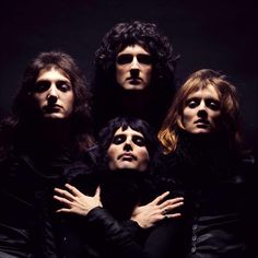 an album cover for queen ii