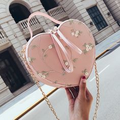 Poker Aesthetic, Aesthetic Purse, Purse Aesthetic, Kawaii Bags, Aesthetic Bags, Girly Bags, Womens Designer Handbags, Fancy Bags, Heart Bag