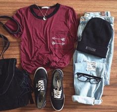 Outfits — outfit for school on a really really cold day ? Hipster School Outfits, Light Jeans, Hipster Outfits, Black Vans, Hipster Fashion, Back To School Outfits, Komplette Outfits