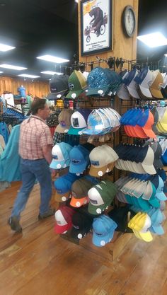 Patagonia trucker hats cover 3 sides of the column Hat Retail Display, Bar Booth, Patagonia Trucker Hat, Hat Bar, Shop Displays, Boutique Ideas, Hat Display, Bar Displays, Store Shelves