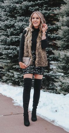 Simple New Years Outfit, New Years Eve Outfit, Winter Mode Outfits, Rok Outfit, Fall Fashion Skirts, New Years Outfit