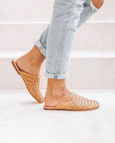 Woven Mules, Cozy Fits, Leather Mules, Tulum, Cowhide Leather, Mule, Soft Leather, Rubber Sole, Leather Upper