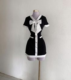 Fashion Top Outfits, Cute Lazy Outfits, Miniskirt Outfits, 2000s Fashion Outfits, Teenage Fashion Outfits, Kpop Outfits, My Clothes, Elegant Outfit, Outfits Casuales