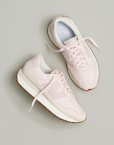 Preppy Shoes, Hype Shoes, Casual Sneakers Women, Swag Shoes, Pink Shoes, New Balance Shoes