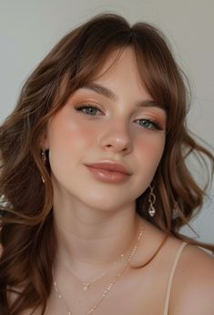 27 Prom Makeup Look Ideas That Are Trending Right Now Makeup Prom Ideas Natural, Makeup To Go To A Wedding, Makeup With Skin Dress, Soft Makeup With Lashes, Makeup For Colorful Dress, Glowy Peachy Bridal Makeup, Natural Romantic Wedding Makeup, Subtle Makeup For Prom, Grad Party Makeup