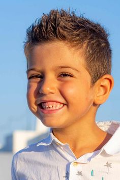 There are so many things to consider when choosing boys haircuts that it seems to be an impossible missionUnless you see this galleryDive in to find simpleschool-appropriateand awesome ideas for your little man. Cute Mullet Boys, Buzz Cut Boys Kids, Modern Boy Haircuts, Boy Hair Cuts, Stylish Boy Haircuts