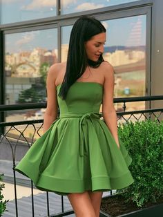 Cute Strapless Green Short Prom Dresses Homecoming Dresses, Strapless Green Formal Graduation Evening Dresses Cute Homecoming Dresses Short, Simple Prom Dress Short, Satin Formal Gown, Strapless Homecoming Dresses, Simple Homecoming Dresses, Short Green Dress, Homecoming Dress Short, Cute Homecoming Dresses, Mini Homecoming Dresses