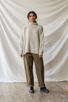 Our classic boucle knit jumper, with a roll neck and made from a 60% wool mix; perfect for layering in the chillier months. Features a flecked detail to the knit, an unbalanced hemline, dropped shoulder sleeves and a small Olive tab stitched to one side of the seam. The boucle is boxy in cut and is made for a relaxed and slouchy fit. Fit Outfits Women, Kate Middleton Coat, Fit Outfits, Minimal Outfit, Boring Clothes, Wardrobe Style