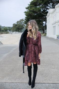 Elle Ferguson, Over The Knee Boot Outfit, Knee Boots Outfit, Winter Boho, Outfit Trends, Fashion Mode, Winter Fashion Outfits