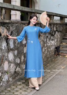 This Set includes Women : 1 Top, 1 pants Material: Vải linen 🌻 The measurement of this ao dai (long dress) is in Vietnamese size (American size tends to be bigger for the same size). Please LOOK AT THE SIZE CHART CAREFULLY BEFORE ORDERING. There might have some chalk writings on the fabric due to making process. These marks can be washed away easily. 🌻🌻No returns or exchanges Buyer can contact seller about any issues with an order. 🌸 Follow us Facebook/aodaiemily www.aodaiemily.com 💜 Thank you very much!💜 Spring Embroidered Linen Sets, Embroidered Linen Sets For Summer, Long Sleeve Cotton Ao Dai For Spring, Spring Cotton Long Sleeve Ao Dai, Spring Long Sleeve Cotton Ao Dai, Blue Embroidered Sets For Spring, Spring Embroidered Blue Ao Dai, Blue Floral Embroidered Pants For Summer, Summer Embroidered Ao Dai