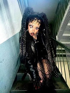 Poc Goth Aesthetic, Alternative Black Women Aesthetic, Punk Black Women, Goth Black Women, Gothic Black Women