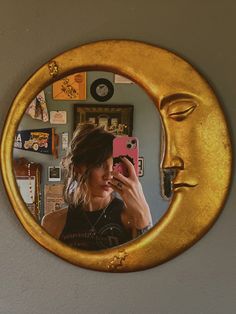 Bad Decoration Ideas, Diy Whimsigoth Decor, Diy Home Decor Aesthetic, Aesthetic Mirror Decor, Gold Bedroom Ideas, Moon Decoration, Moon Eyes, Eye Mirror, Space Home Decor