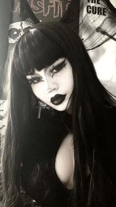 Impress any goth girl with our curated list of the top 60 goth gifts for her. Explore unique and darkly enchanting gift ideas in our guide! 🕷️🕸️ Karmen Core, Goth Ideas, Trad Goth Makeup, Goth Eye Makeup, Goth Party, Traditional Goth, Pretty Icons, Goth Gifts, How To Impress