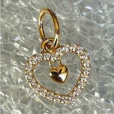 New! 100% Authentic Pandora 14k Solid Gold Sparkling Double Heart Whit Clear Cz Dangle Charm! Ready To Add To Your Favorite Bracelet Or Necklace! Measures 18mm X 11mm Feel Free To Ask Bundle You Save On Shipping Double Heart, Gold Sparkle, Dangle Charms, Pandora Jewelry, Pandora Charms, Womens Jewelry Necklace, Final Sale, Solid Gold, Jewelry Necklaces