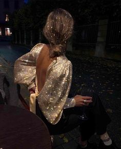 Sparkly Aesthetic, Glittery Outfits, Glitter Outfit, Glitter Photography, Glam Aesthetic, Disco Glam, Boujee Aesthetic, Nye Outfits