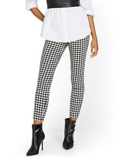 Shop Whitney High-Waisted Pull-On Slim-Leg Ankle Pant - Houndstooth. Find your perfect size online at the best price at New York & Company. Casual Professional Outfit, Professional Outfit, Print Pant, Houndstooth Pants, Casual Professional, White Houndstooth, Professional Outfits, Slim Leg, Petite Fashion