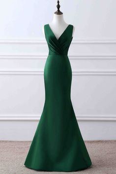 Dark Green Mermaid Satin Long Wedding Party Dress, Green Long Formal Dress 2021 on Luulla Green Satin Prom Dress, Green Prom Dress Long, Prom Dress Green, डिजाइनर कपड़े, Mermaid Ball Gown, Green Prom, Prom Dresses Long Mermaid, 파티 드레스, Dresses Green