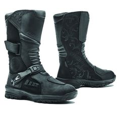 Forma Adventure Boots by Atomic-Moto Lady Boots, Heat Protector, Adventure Boots, Front Plate, Women's Motorcycle Boots, Legging Outfits, Riding Gear, Motorcycle Women, Fishing Outfits