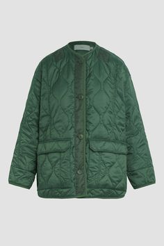 Description The Oversized Quilted Jacket is designed for lightweight comfort, made from 100% quilted nylon in the shade Rifle Green. Features a button front and flap pockets. Product Details Body Length: 27'', Chest: 48'', Sleeve Length: 33.5''Model Height 5’9"Model wearing size SMeasurements based on size S Fit & Care Content: 100% Nylon Shell 100% Nylon LiningMachine wash cold, Gentle CycleDo Not BleachWarm Iron as Needed Green Quilted Winter Jacket, Spring Green Quilted Puffer Jacket, Green Oversized Outerwear With Patch Pockets, Green Buttoned Outerwear For Outdoor, Oversized Green Outerwear With Patch Pockets, Green Outerwear With Button Closure For Outdoor, Green Outdoor Outerwear With Snap Buttons, Green Outdoor Outerwear With Buttons, Green Quilted Jacket With Pockets For Outdoor