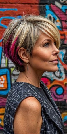 Hairstyle For Women Over 50, Short Haircuts Ideas, Short Bleached Hair, Gemini Hair, Choppy Bob Hairstyles For Fine Hair, Short Hair Designs, Hairstyle For Women, Stacked Hair, Short Hair Images