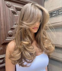 Rambut Brunette, Honey Brown Hair, Brown Hair Inspo, Hairstyles For Layered Hair, Haircut Inspo, Hair Cut Ideas, Blowout Hair, Blonde Hair Inspiration, Hair 2024