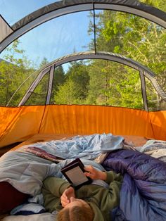 Camping In A Tent, Camping With Family, Cool Camping Gadgets, Solo Camping, Camping Vibes, Camping Gadgets, Camping Aesthetic, Camping Stuff, Car Trailer