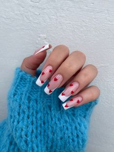 Nail February Ideas, White Tip Valentine Nails, Nails Inspo Valentines Day, Nail Saint Valentin, Nails Inspiration Valentines Day, Valentine’s Day Nails Square, French Nails Valentines Day, Nails St Valentin, Nails Saint Valentin