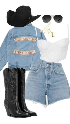 Lyn Lapid Concert Outfit, Stampede Outfits, Corset Jean, Concert Outfit Jeans, Traje Cowgirl, Nashville Style Outfits, Outfitinspo Style