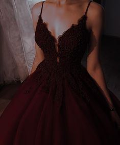 Finn Shelby, Spelling Mistakes, Fantasy Dresses, Cute Prom Dresses, Fantasy Gowns, Pretty Prom Dresses, Fairytale Dress, Prom Outfits, Grad Dresses