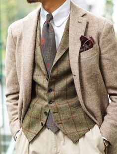 Mens Fashion Country, Mens Vest Fashion, Tweed Waistcoat, A Gentleman, Sharp Dressed Man, Men’s Suits, Fashion 101, Mens Fashion Suits, Best Dressed