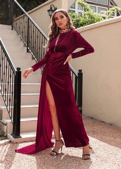 This Long Sleeved High Side Split Maxi Velvet Dress exudes sophistication and luxury. Crafted from velvet with an elegant, slim-fit silhouette, the high side split allows for a graceful swish of fabric with each step. For a timeless ensemble that will never go out of style, this dress will be your go-to piece. Fit Type: Regular Fit Fabric: Slight Stretch Material: Polyester Maxi Velvet Dress, Velvet Turtleneck, Spring Outerwear, Spring Outfits Dresses, Floor Length Prom Dresses, Bare Skin, فستان سهرة, Women's Evening Dresses, Split Dress