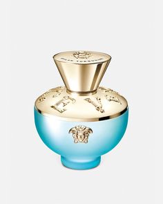 Versace Dylan Turquoise, Versace Parfum, Perfume Versace, Versace Perfume, Green Chemistry, Sustainable Supply Chain, Perfume Floral, Donatella Versace, Thierry Mugler