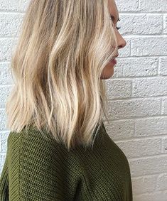 Collarbone Haircut, 10 Inch Hair, Collar Bone Hair, One Length Haircuts, Collarbone Length Hair, Hair Donation, One Length Hair, Shoulder Length Blonde, Haircut Inspo