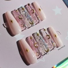 Nails With Stars, Nails Sanrio, Vampy Nails, Nails Star, Charm Nails, Anime Nails, Star And Moon