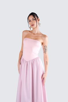 Make any day a good one with this pink maxi dress 💗 Constructed with stretch jersey at the top and poplin fabric for the skirt, and complete with a strapless style, a drop waist, and hidden pockets - this dress offers a chic-meets-convenient style 😚 Drop Waist Dress Formal, Drop Waist Maxi Dress, Strapless Dress Outfit, Pink Wedding Guest Dress, Guest Checklist, Pink Wedding Guest Dresses, Pink Long Dress, Aesthetic Dress, Drop Waist Dress