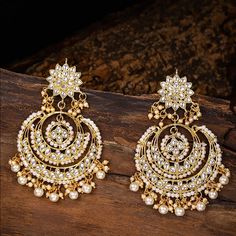 Women Golden White Beaded Kundan Chandbali Earrings By I Jewels These Are Kundan Nand Pearls Studded Chandbalis. This Season Every Woman Will Fall In Love With This Indian Earrings. Pakistani Earrings, Pearl Earring Set, Asian Jewelry, Chandbali Earrings, Kundan Earrings, Indian Earrings, Fancy Jewellery, Pearl Earring, Jhumka Earrings