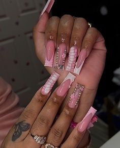 Wigs Hairstyles, Fresh Nail, Girly Acrylic, Sleek Ponytail Hairstyles, Pink Ombre Nails, Baddie Nails, Girly Acrylic Nails, French Tip Acrylic Nails, Set Ideas