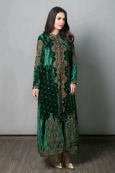 New Moroccan Dubai Kaftans Farasha Abaya Dress Very Fancy Long Gown Velvet Dress | eBay Long Tail Dress, Velvet Dresses Outfit, Farasha Abaya, Muslim Wedding Gown, Pakistan Dress, Velvet Dress Designs, Velvet Bridesmaid Dresses, Moroccan Kaftan, Maria B