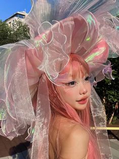 Rave Decor, Space Rave, Jellyfish Hat, Japanese Fashion Trends, Rave Hats, Baby Cosplay, Princess Jellyfish