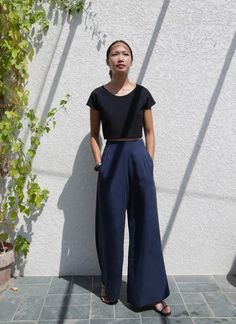 Navy Linen Pants Outfit, Blue Wide Leg Pants Outfit, Blue Linen Pants Outfit, Navy Blue Pants Outfit, Blue Trousers Outfit, Navy Pants Outfit, Blue Linen Trousers, Wide Pants Outfit, Blue Pants Outfit