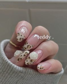 Brown Makeup, Asian Nails, Nail Drawing, Pretty Acrylic Nails, Little Things, Stylish Nails, Nails Inspiration